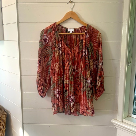 Witchery pleated v neck blouse - Picture 5 of 11